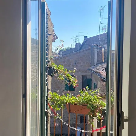 Della Fiera Apartment *